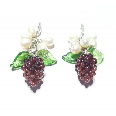 Pearls Grape Earrings