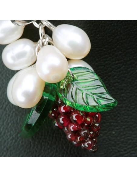 Pearls Grape Earrings